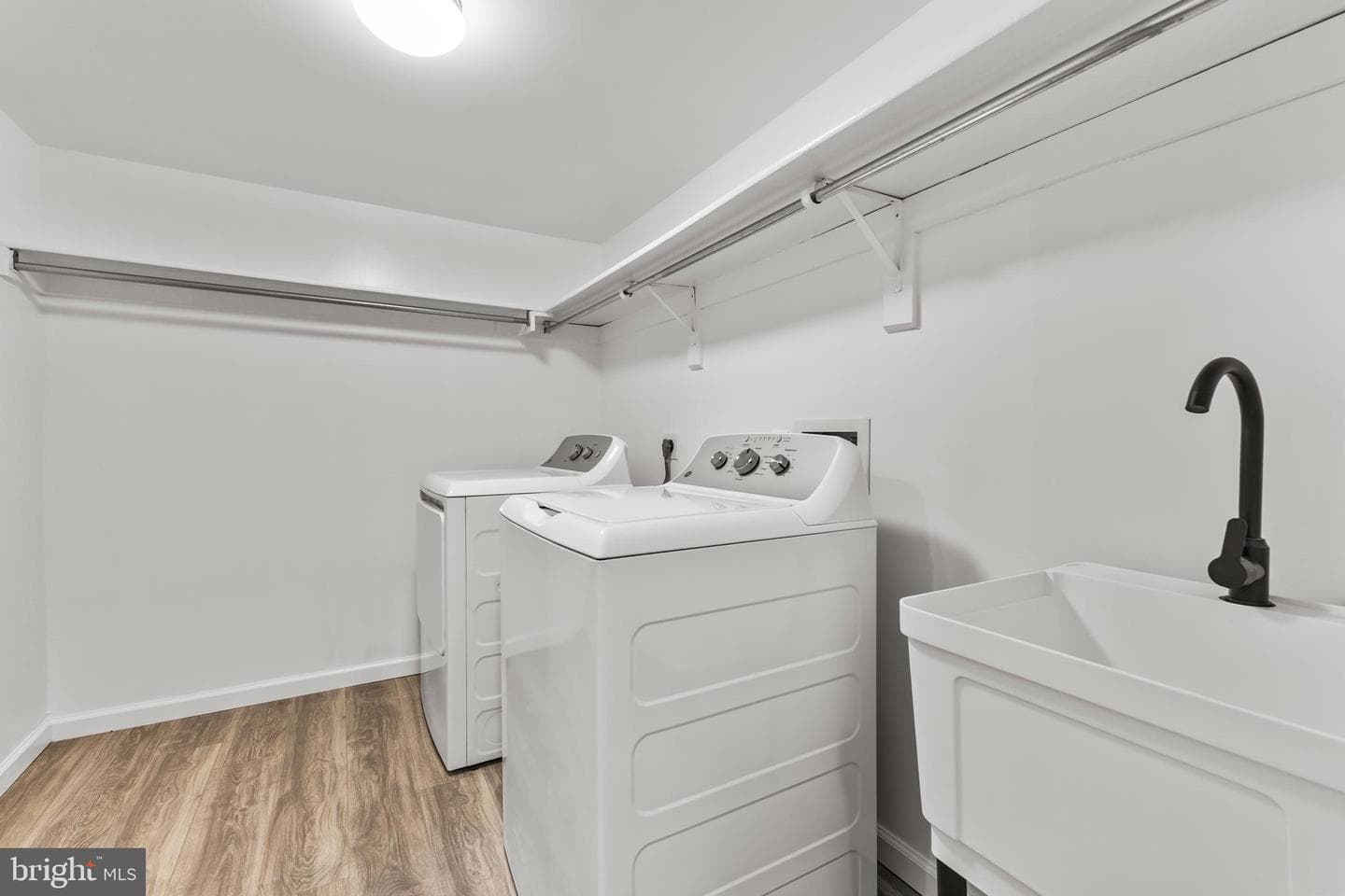 6308 Chaucer View Circle photo 45