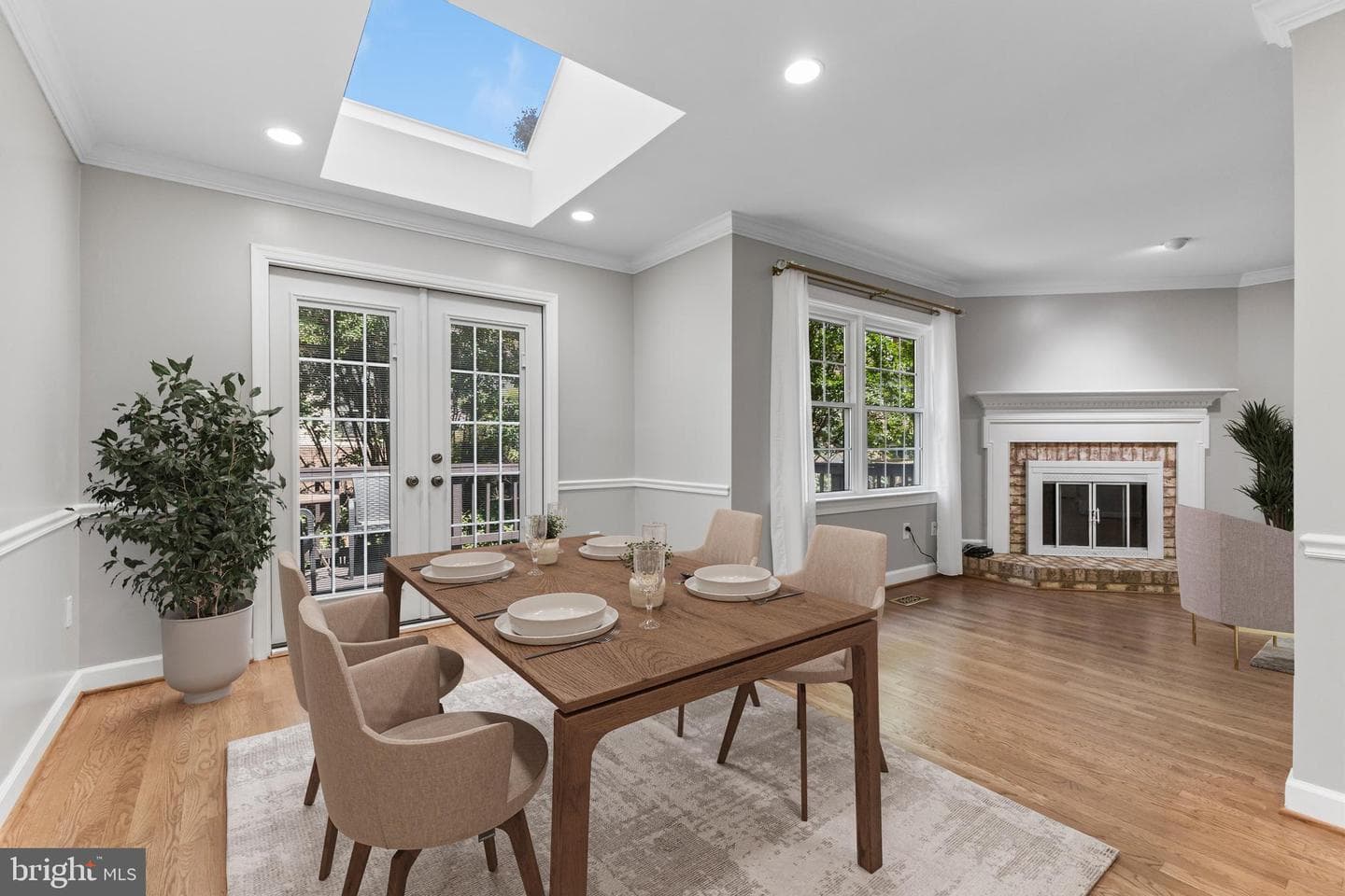 6308 Chaucer View Circle photo 5