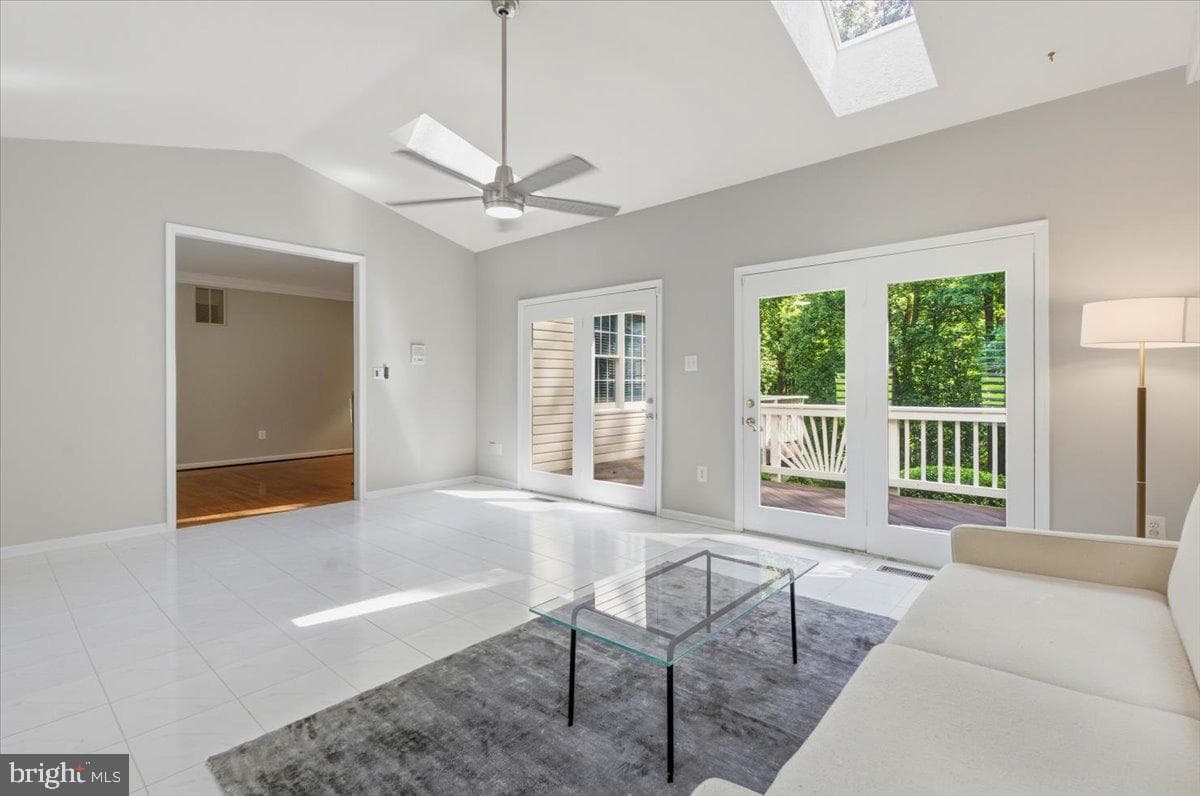 11224 Devereux Manor Lane photo 21