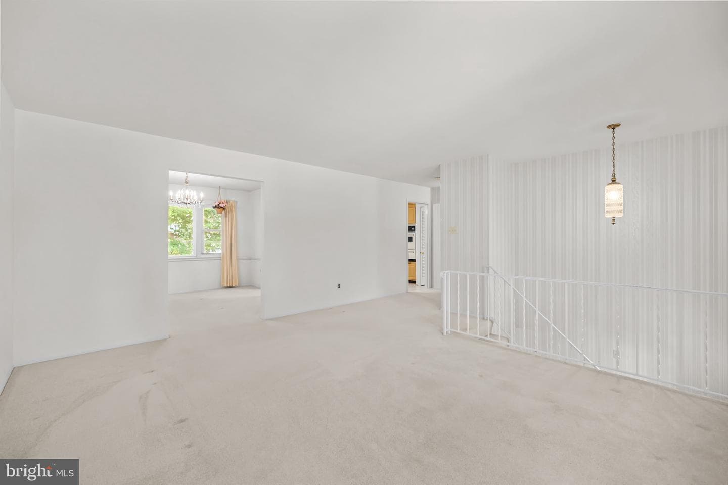 6914 Hadlow Drive photo 5