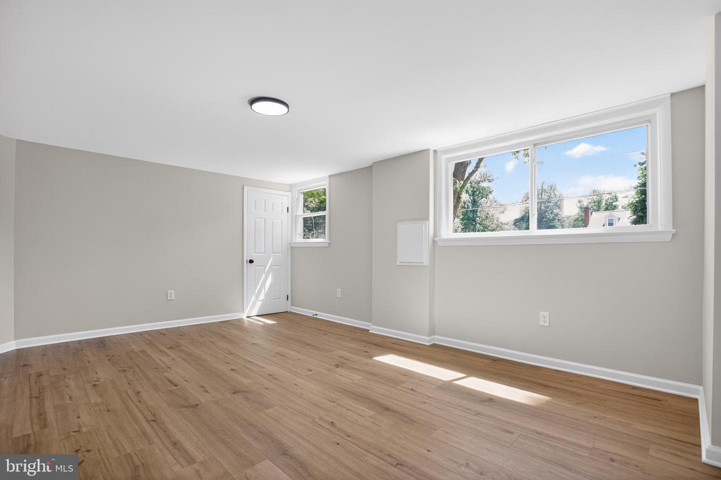 8600 Washington Avenue photo 25