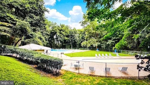 4957 Americana Dr Drive #106 photo 27