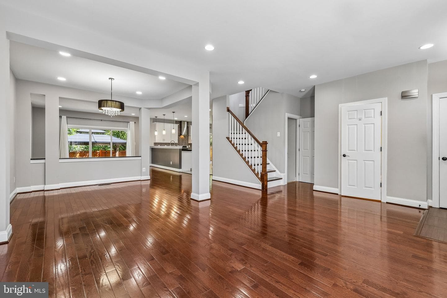 6009 Mcalester Way photo 3