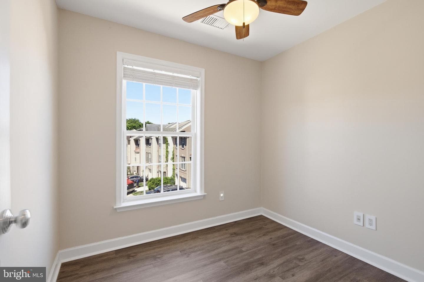 5504 Sacramento Mews Place photo 20