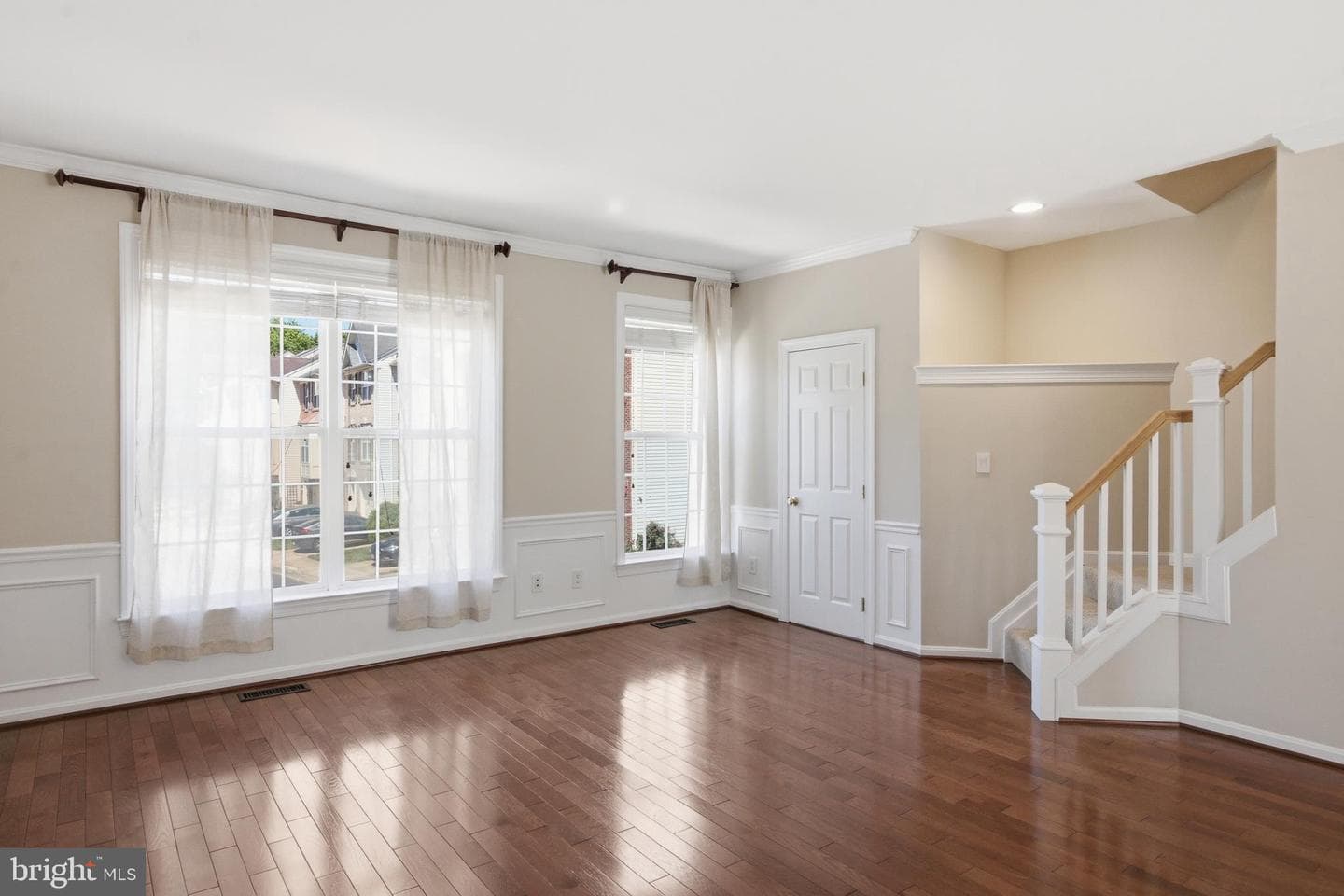 5504 Sacramento Mews Place photo 7