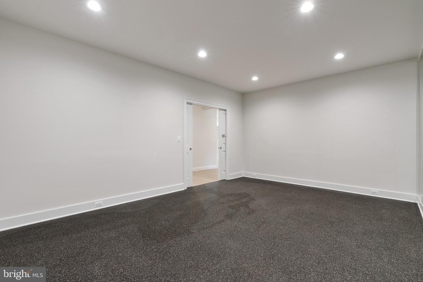 2305 Stryker Avenue photo 94