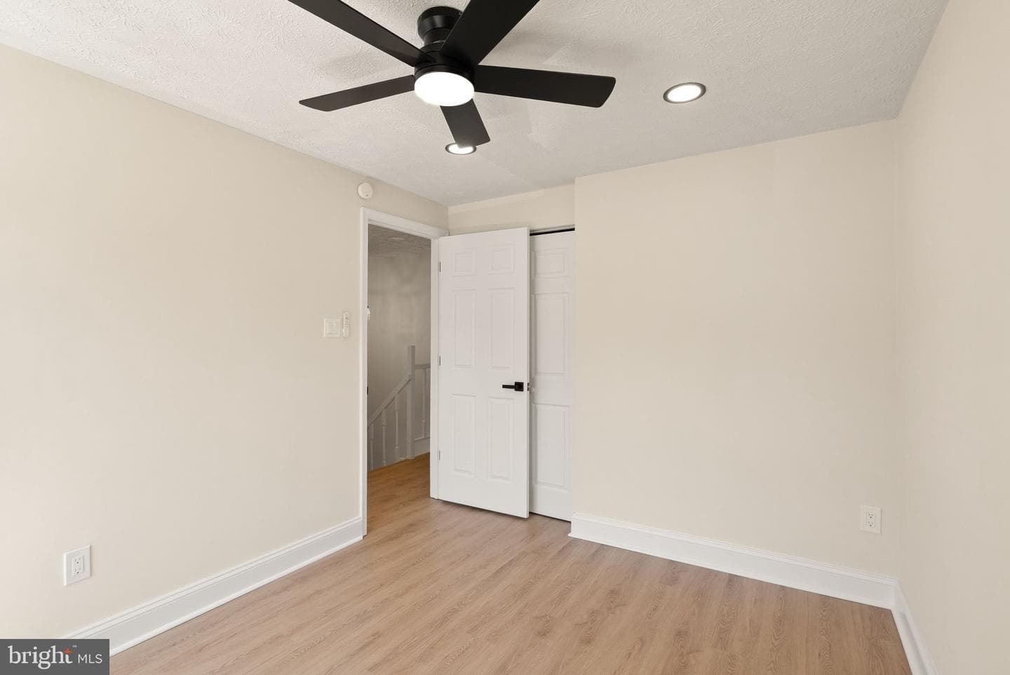 8085 Steeple Chase Court photo 20