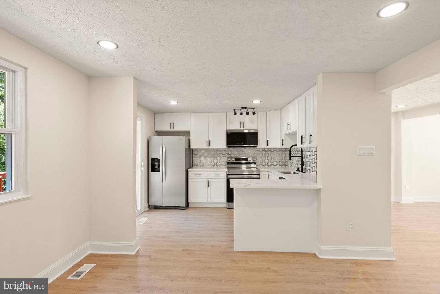 8085 Steeple Chase Court photo 7