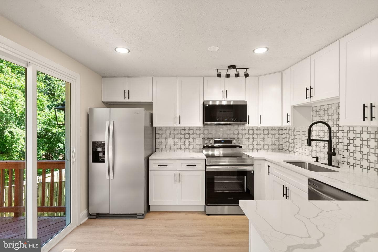 8085 Steeple Chase Court photo 9
