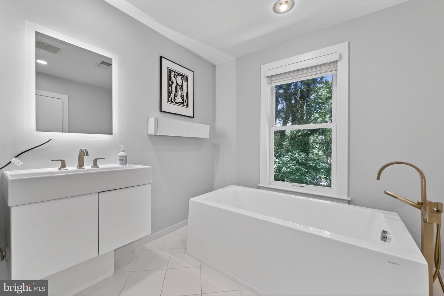 1605 Apricot Court photo 17