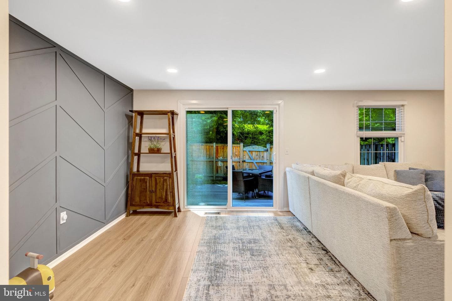5968 Clerkenwell Court photo 23