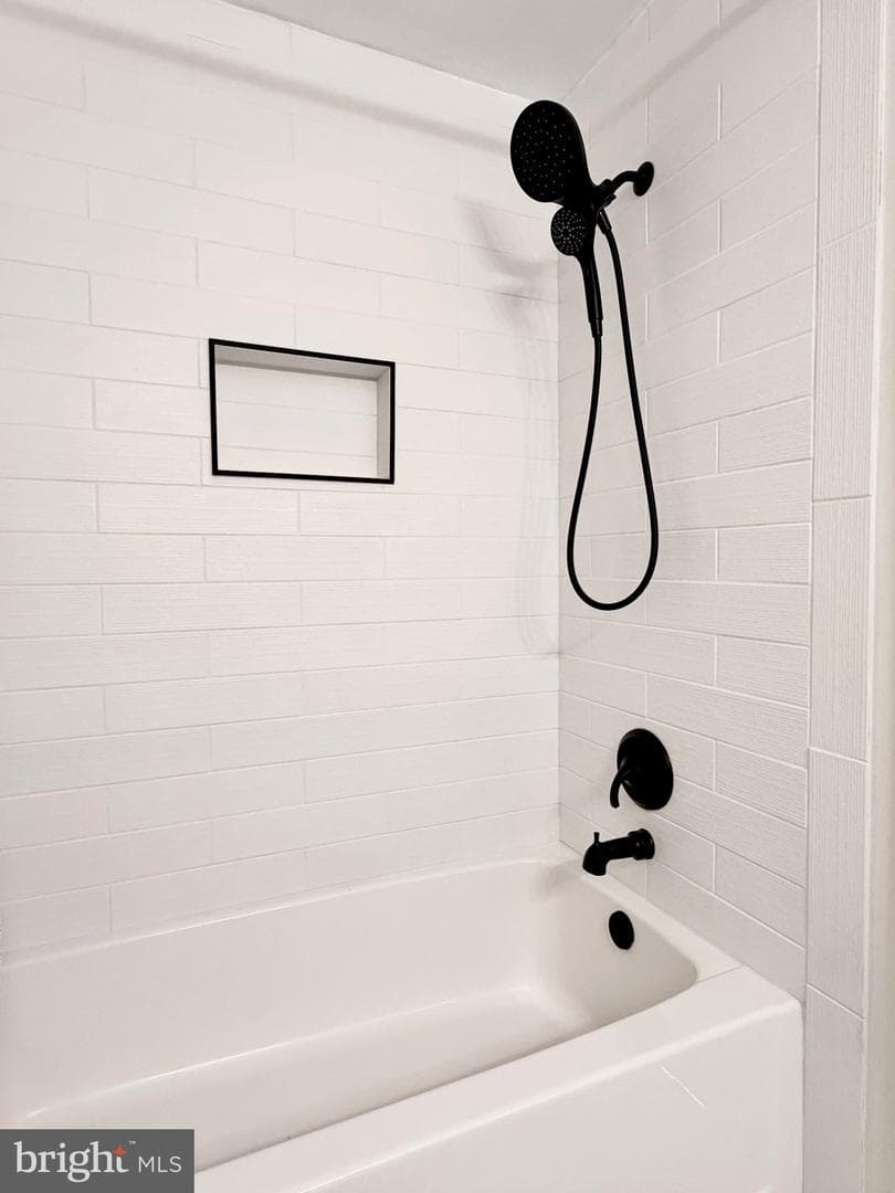 5968 Clerkenwell Court photo 51