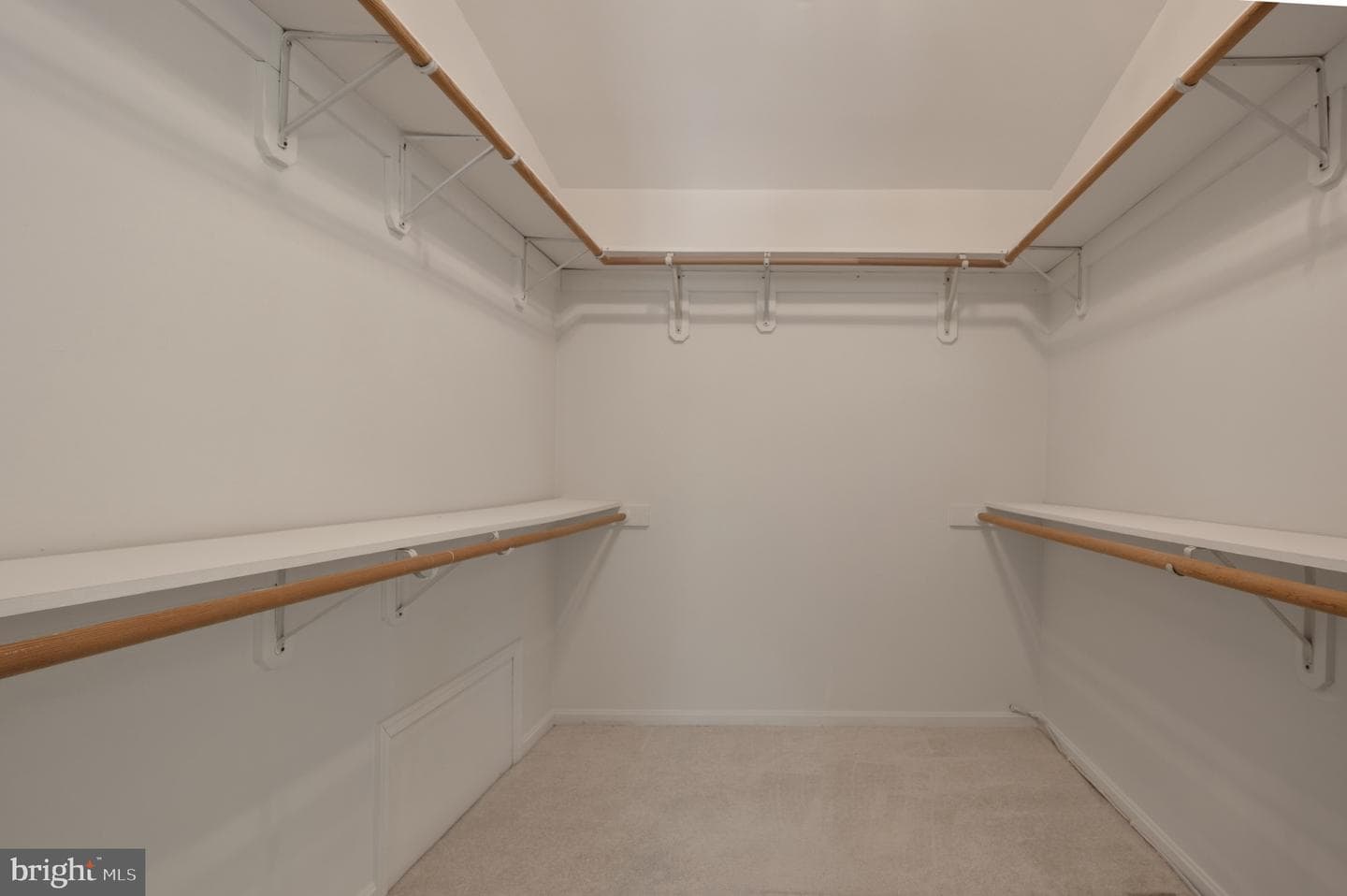 7118 Devonshire Road photo 38