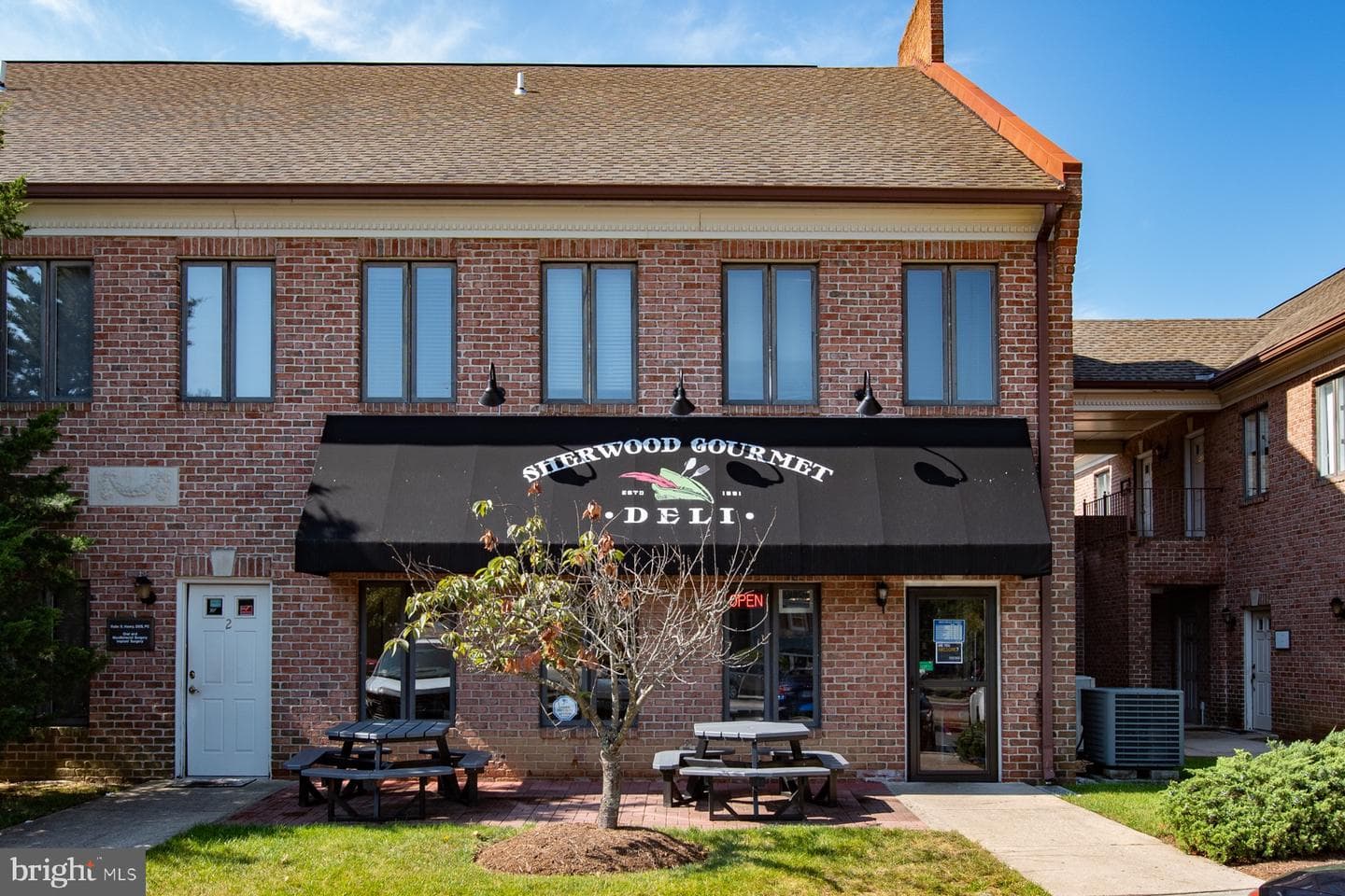 7118 Devonshire Road photo 84