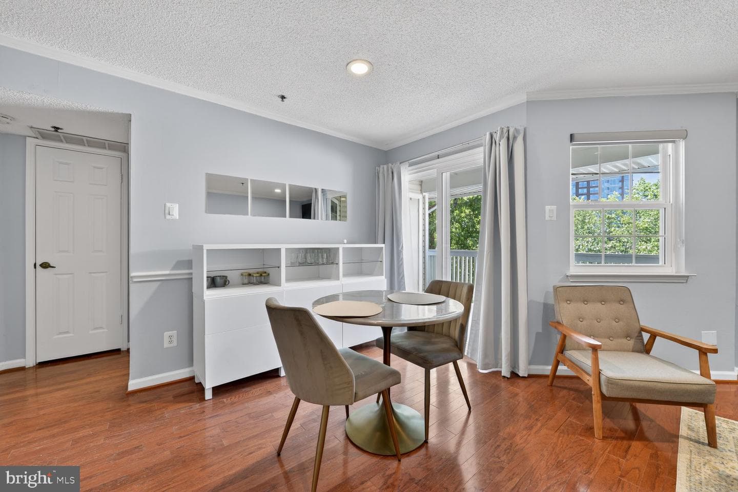 1524 Lincoln Way #416 photo 7