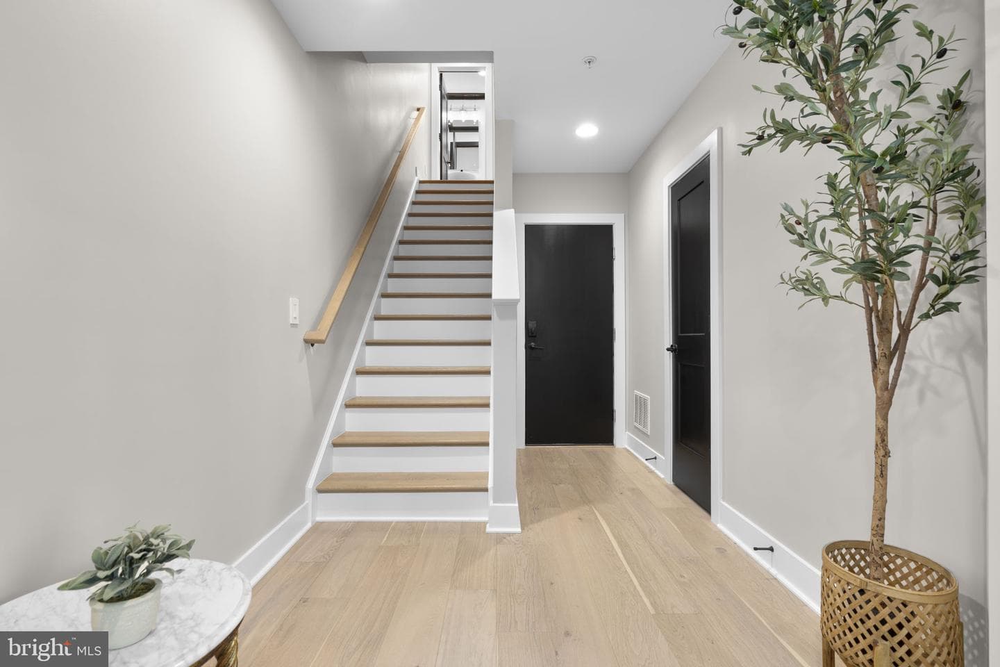 7361 Blade Drive photo 3