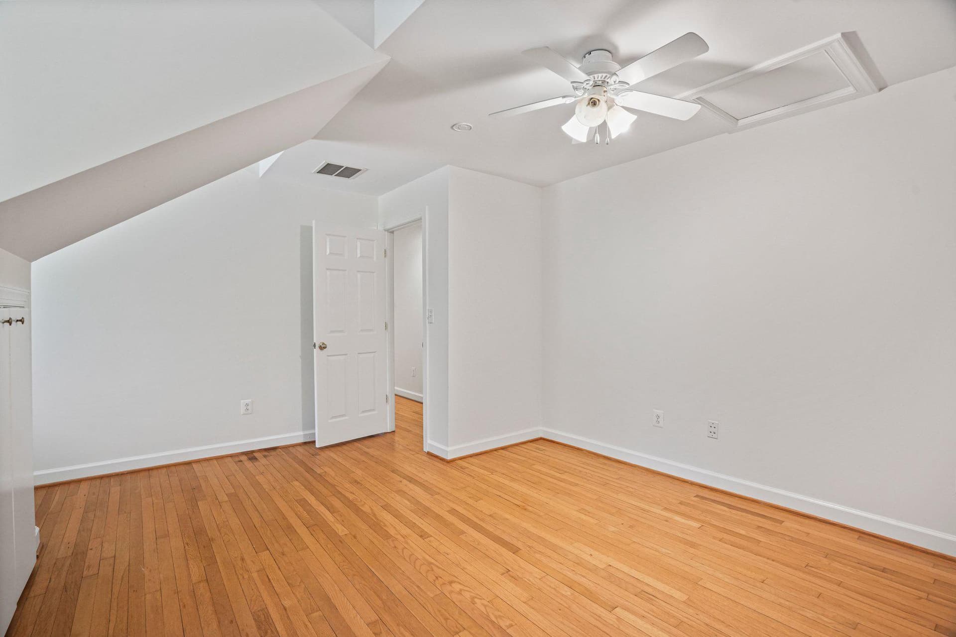 7712 Dolly Drive photo 36