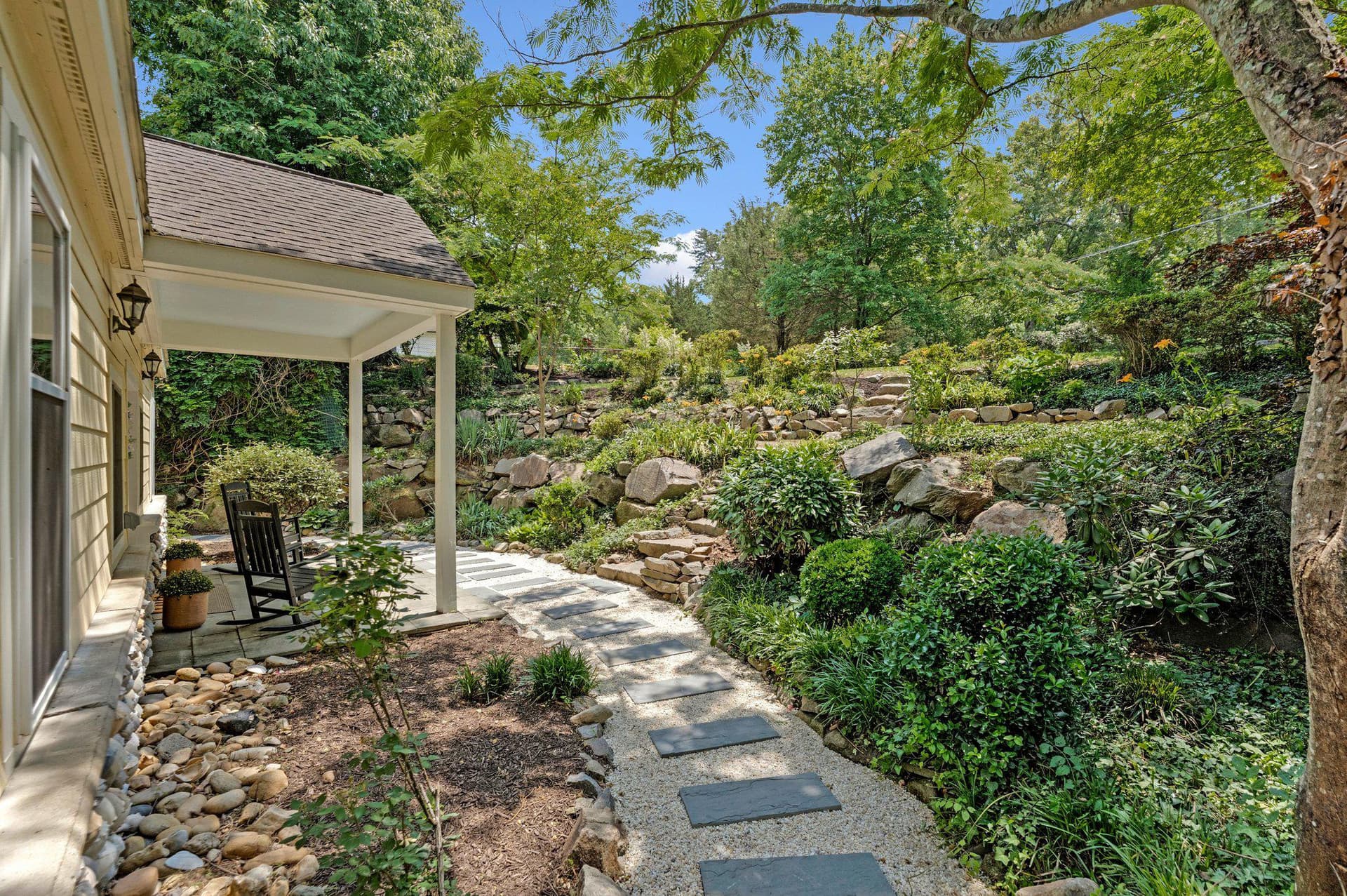 7712 Dolly Drive photo 6
