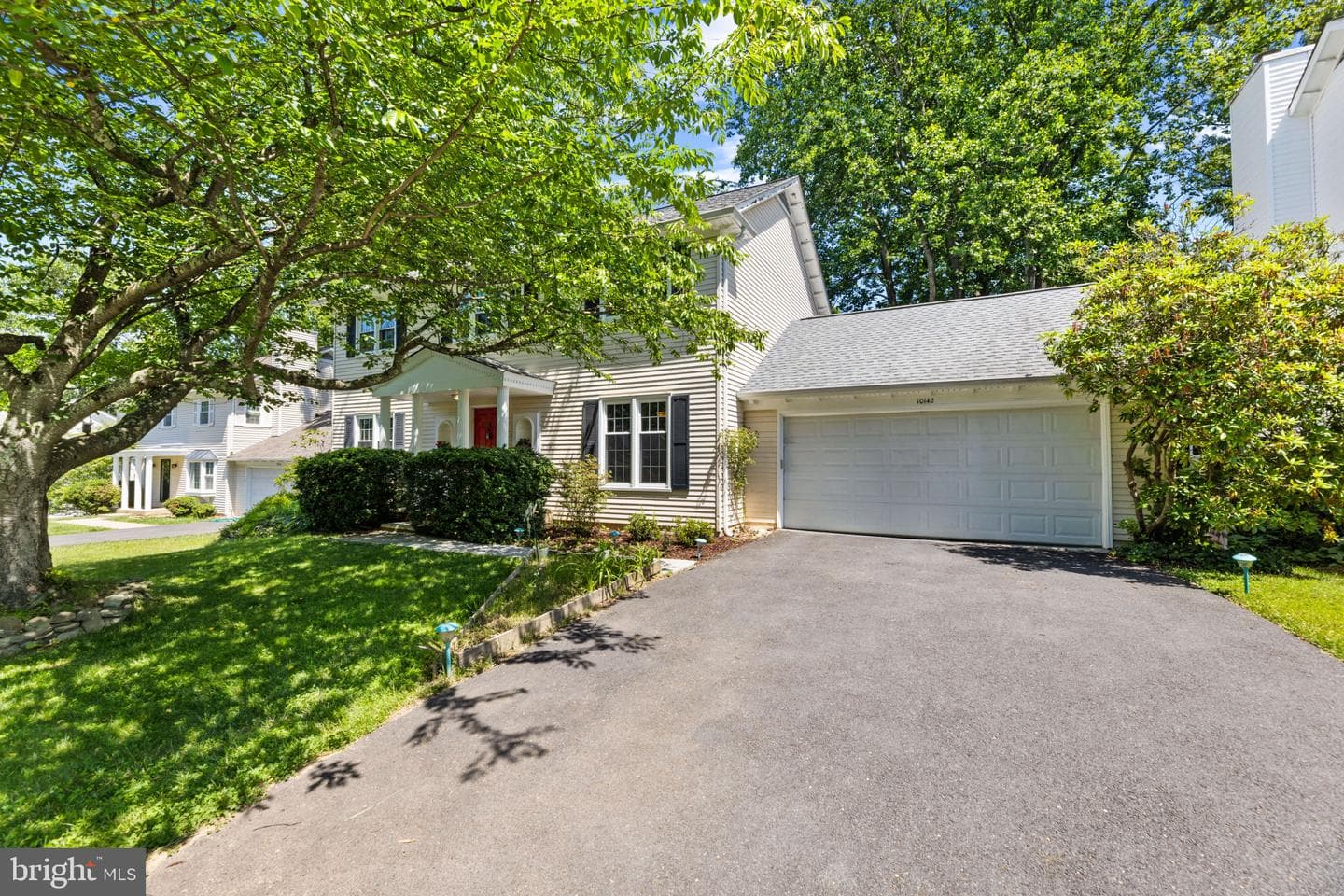 10142 Marshall Pond Road photo 4