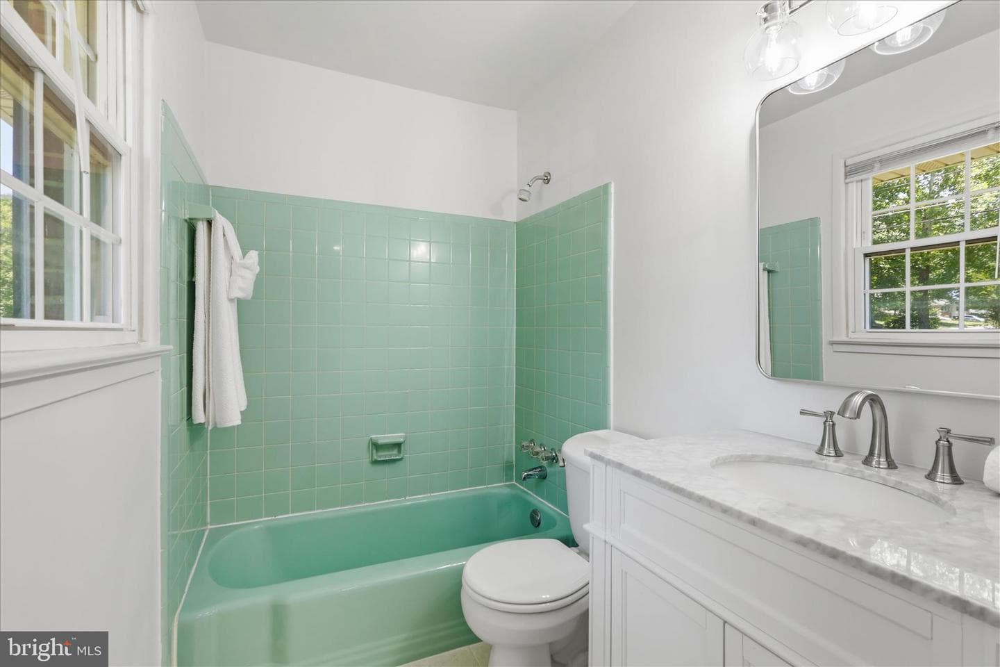 5609 Sedgwick Lane photo 16