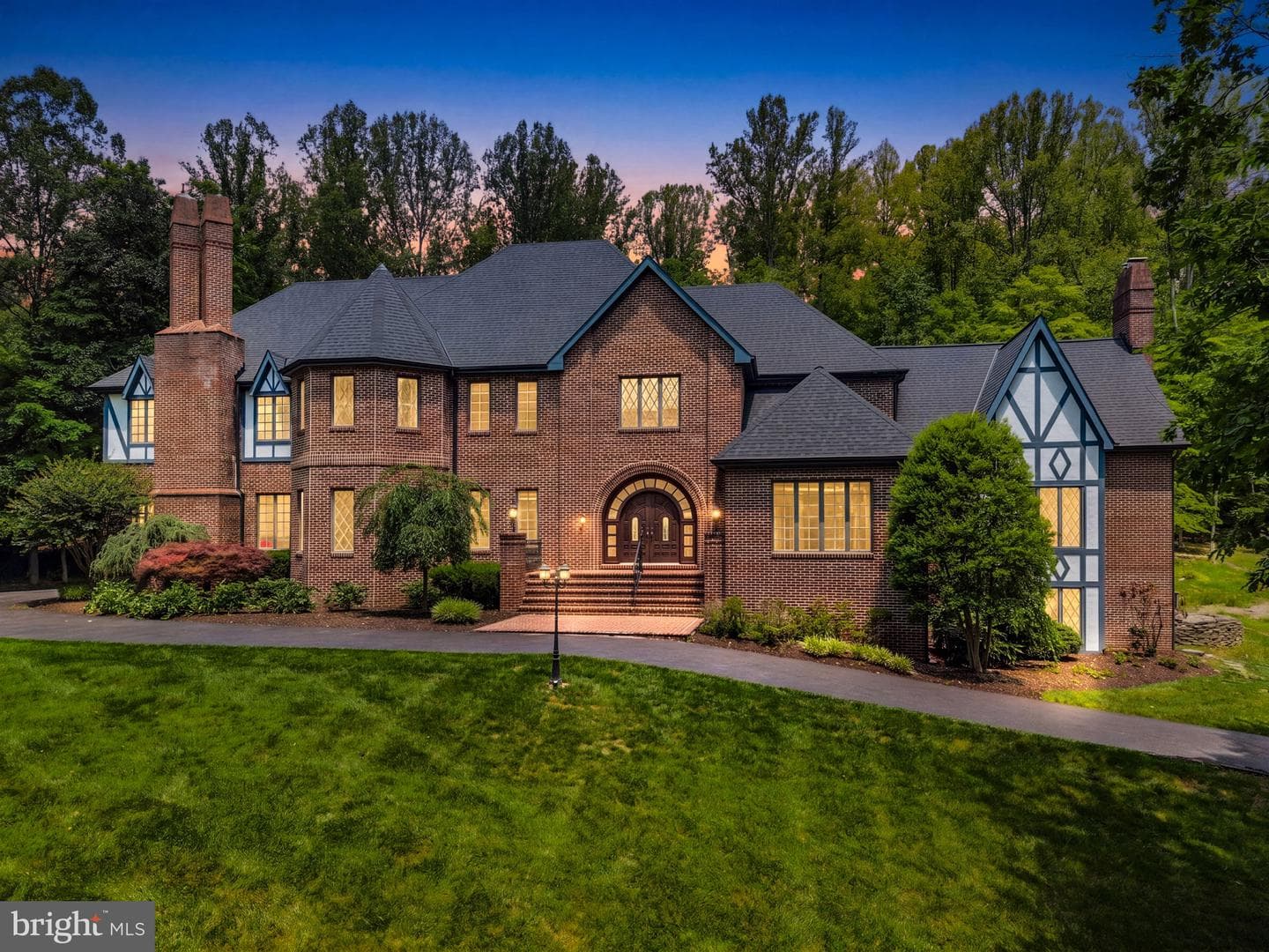 8015 Eddy Bend Trl, Fairfax Station