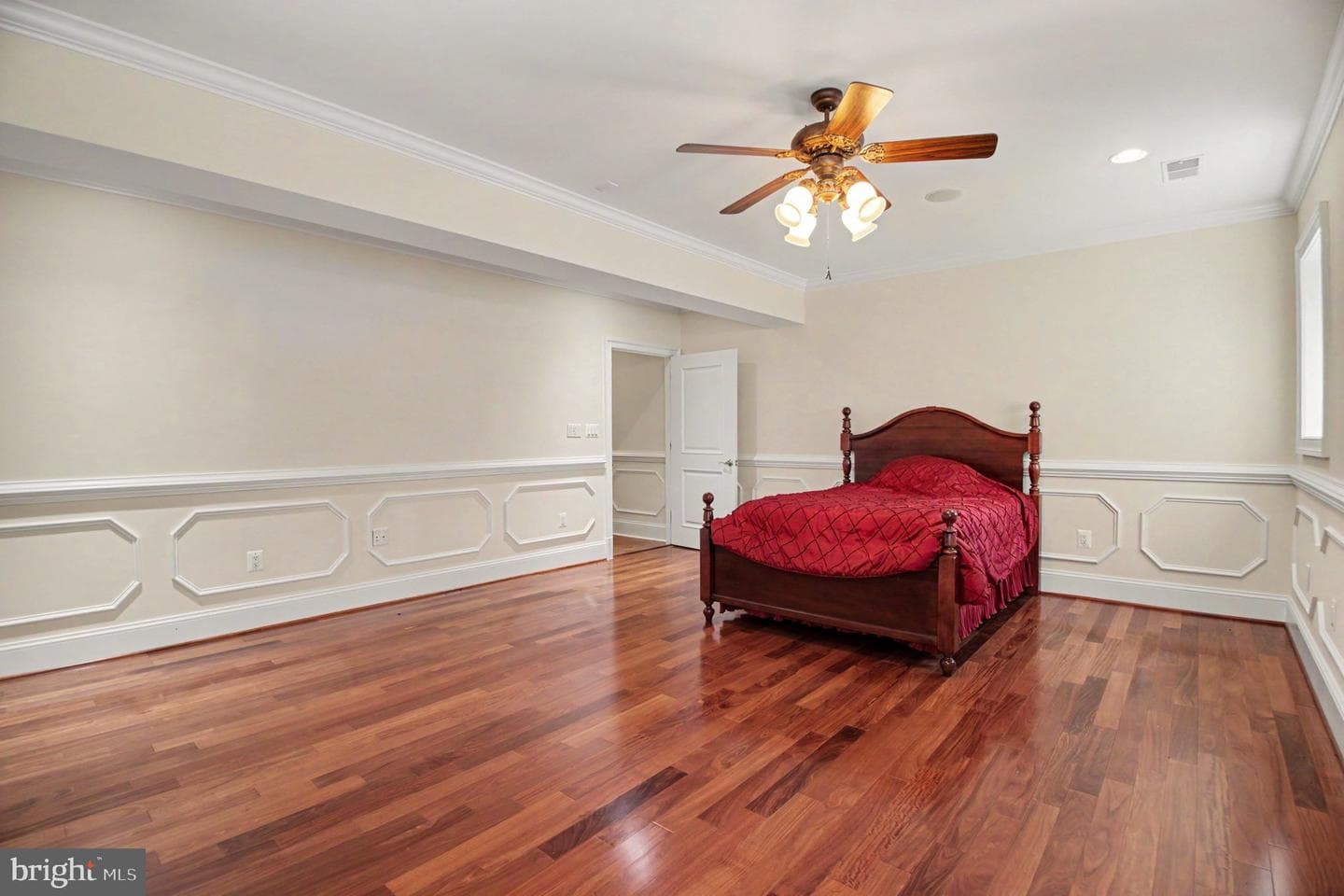 5985 Saint Catherines Lane photo 24
