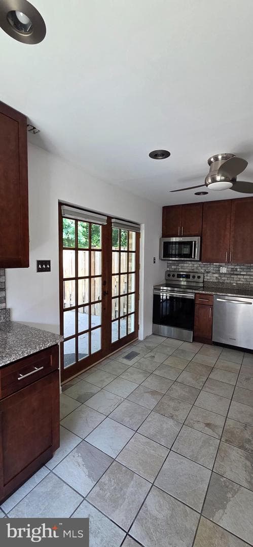 6022 Forrest Hollow Ln photo 14