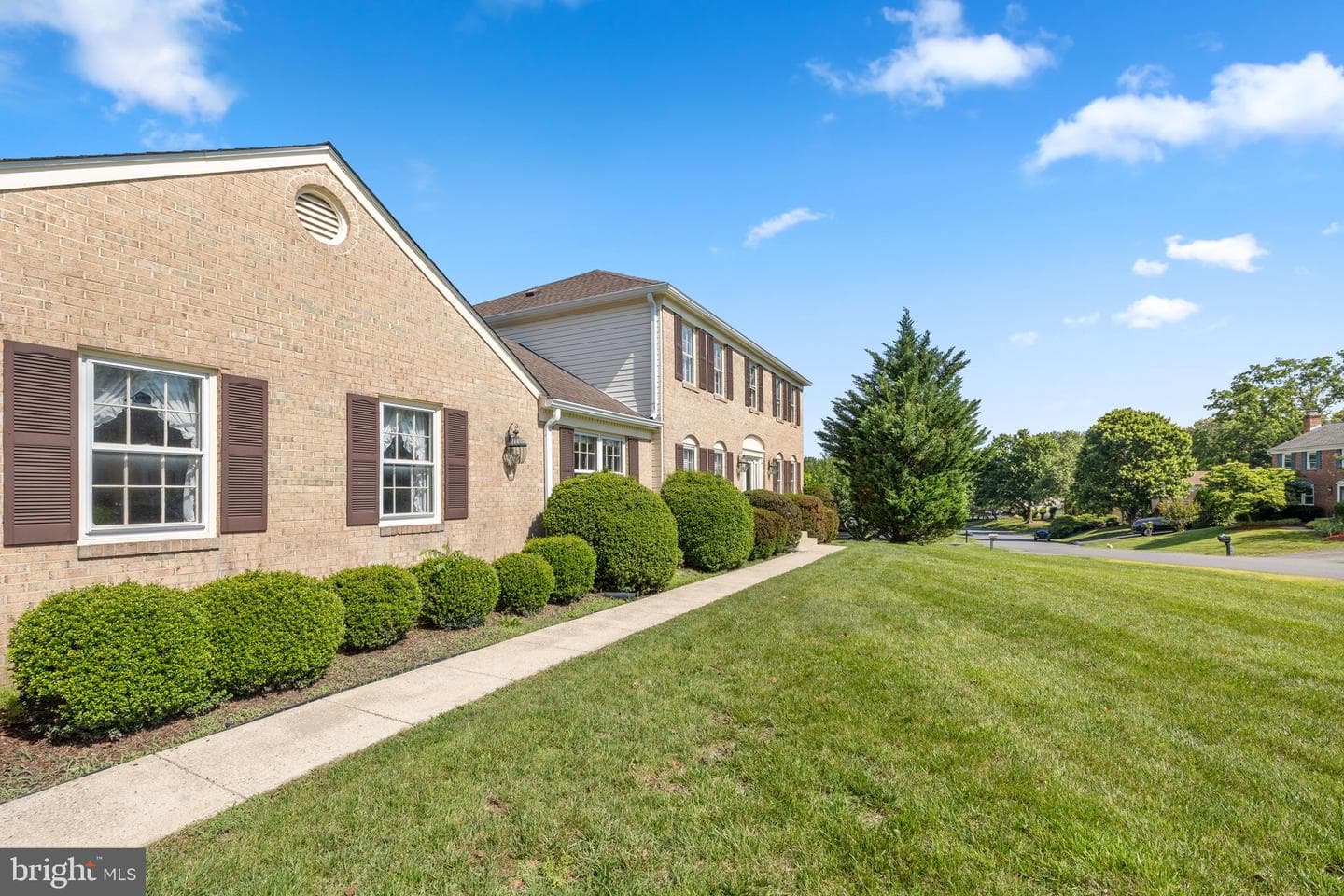 1416 Rosewood Hill Dr photo 4