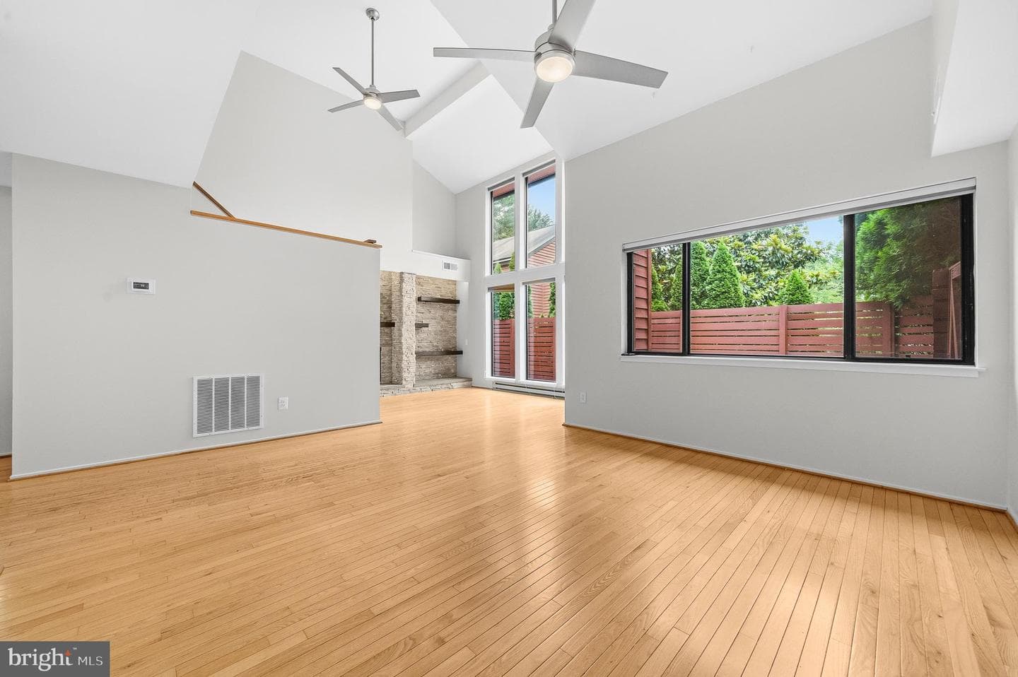 2105 South Bay Lane photo 22