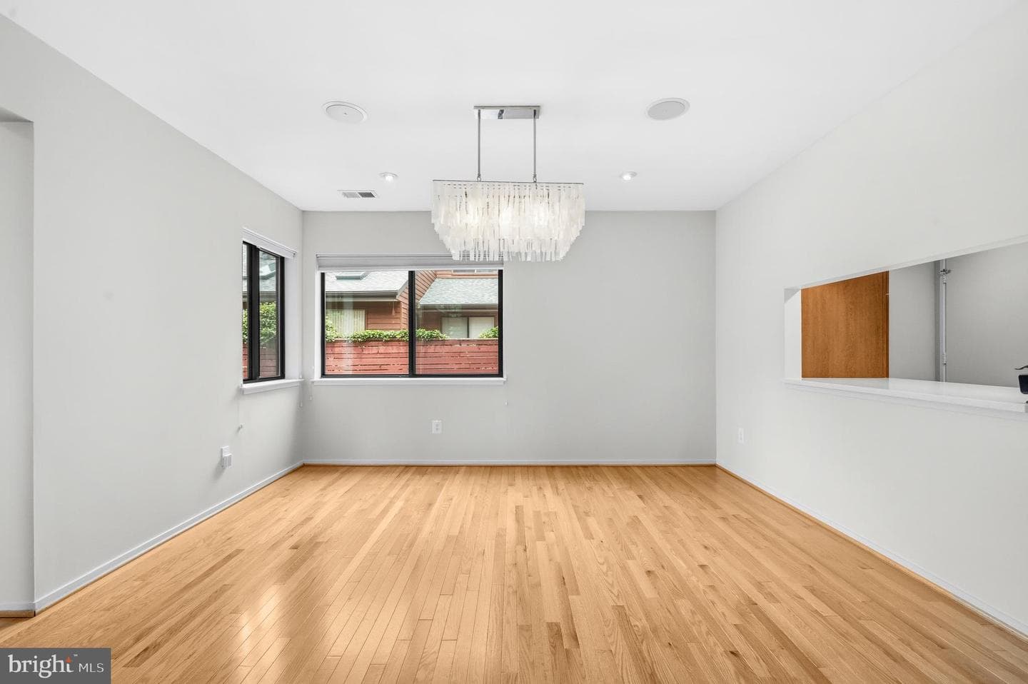 2105 South Bay Lane photo 5