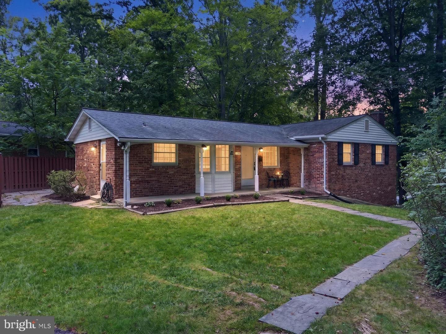 5133 Red Fox Drive photo 2