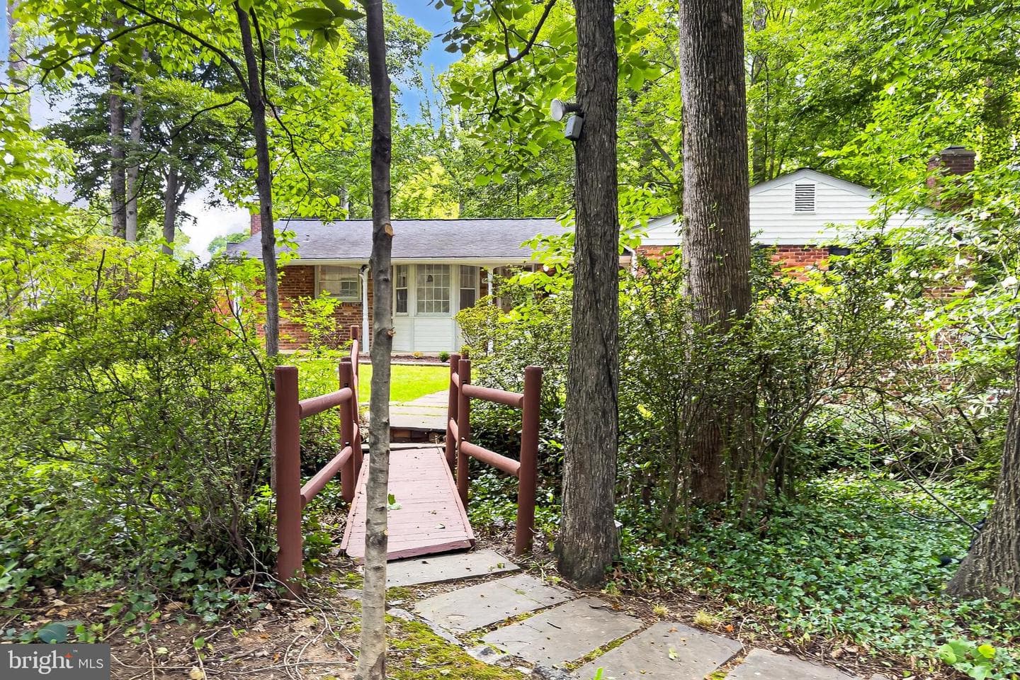 5133 Red Fox Drive photo 3