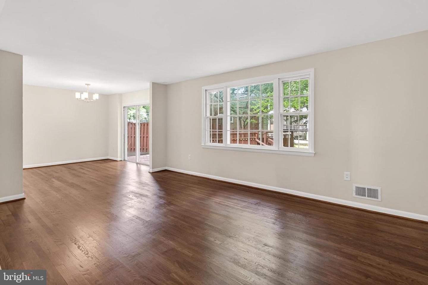 5133 Red Fox Drive photo 8