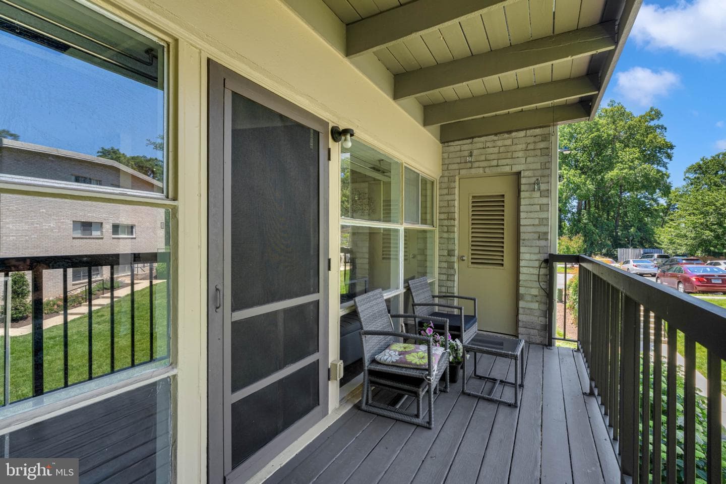4943 Americana Drive #d-102 photo 26