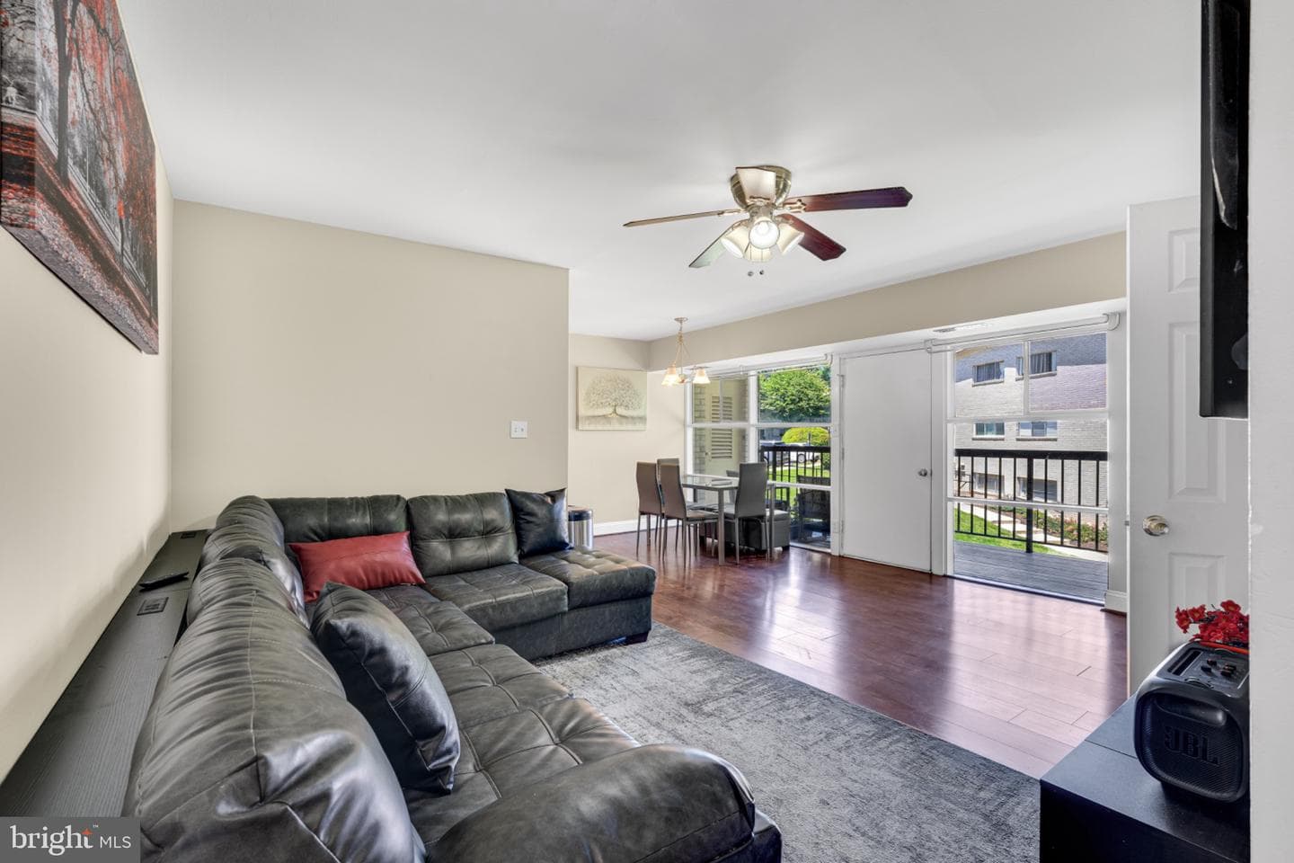 4943 Americana Drive #d-102 photo 4