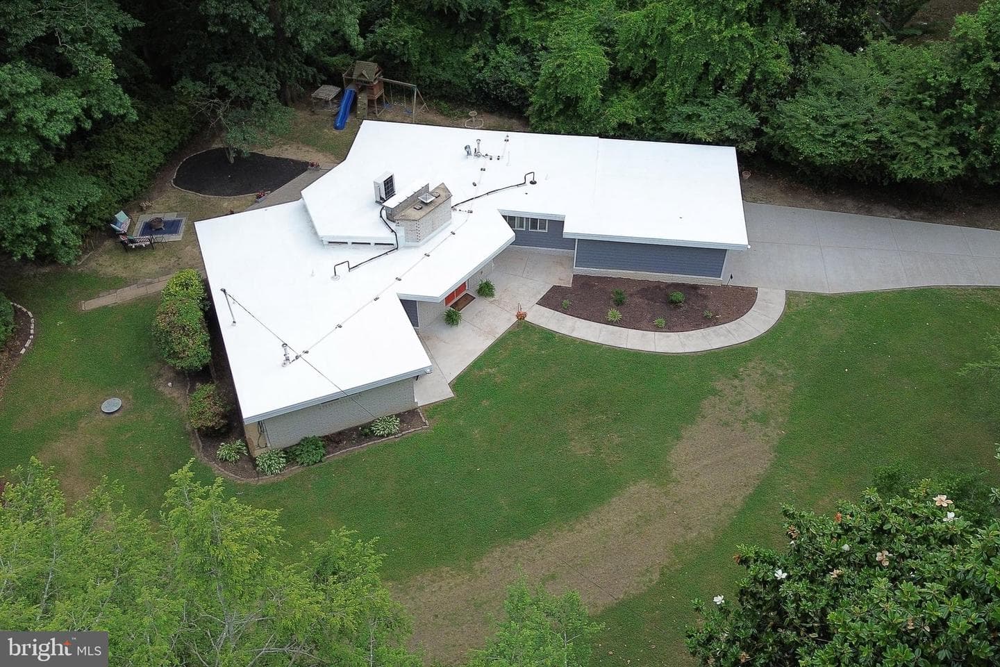 11724 River Drive photo 5