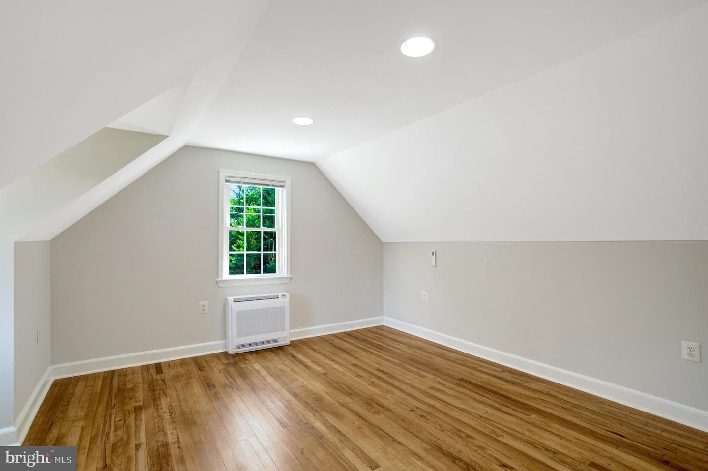 7107 Coventry Road photo 32