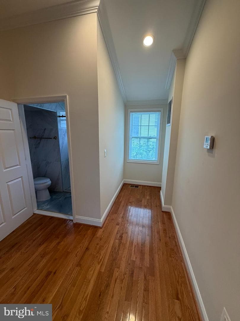 2923 Fairhill Road photo 31