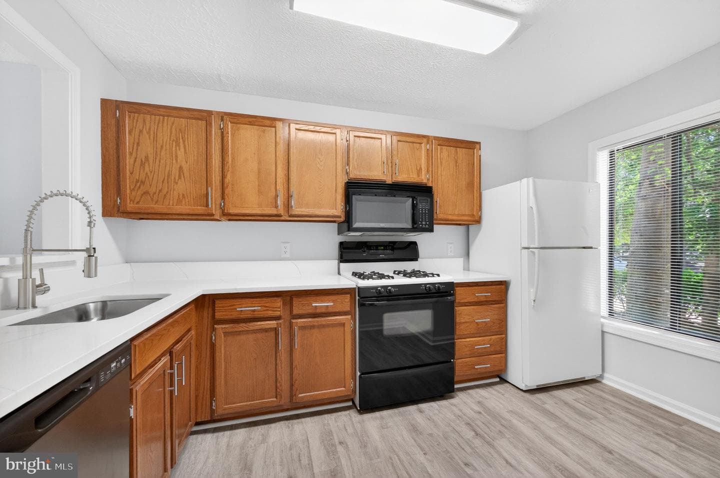 2281 Hunters Run Drive #2281 photo 5
