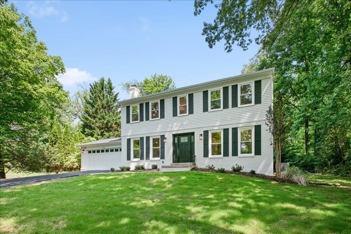12210 Folkstone Drive photo 2