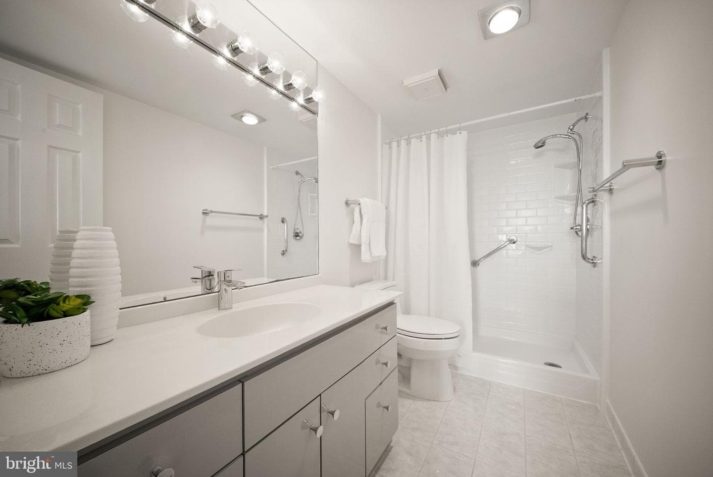 1800 Old Meadow Road #1601 photo 21