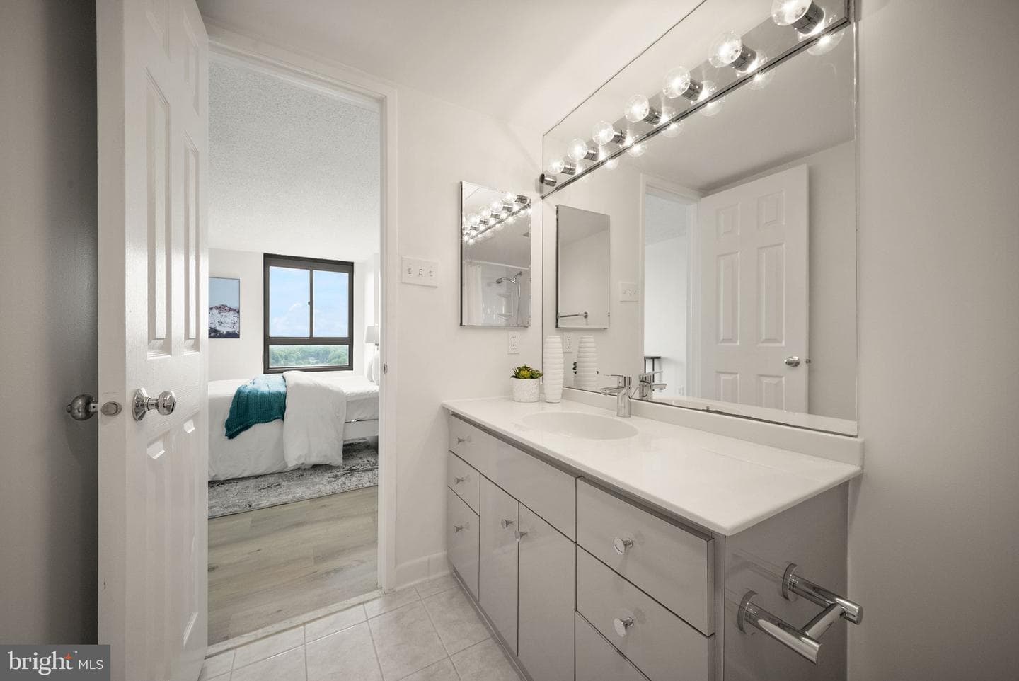 1800 Old Meadow Road #1601 photo 22
