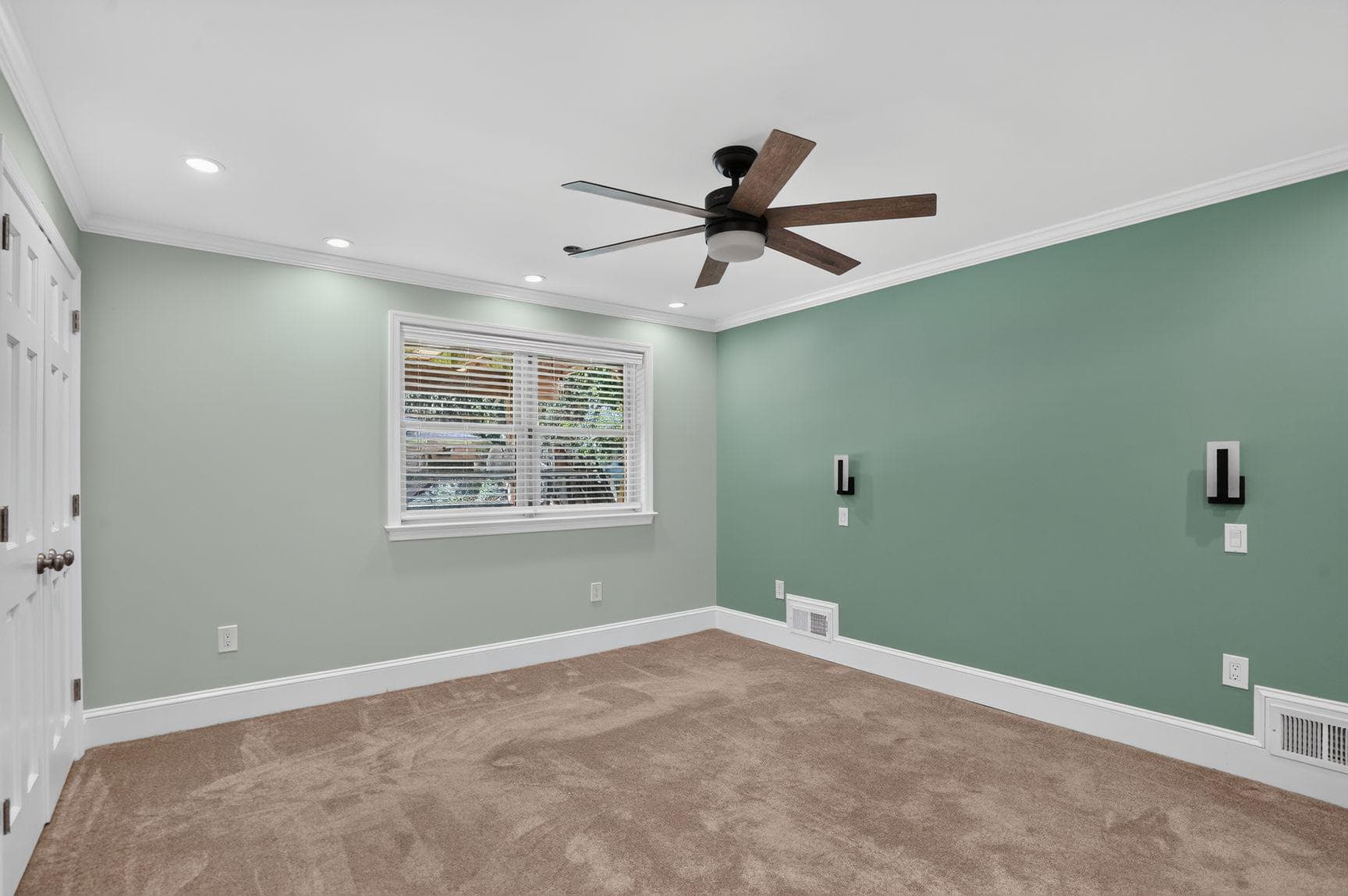 9009 Mears Street photo 37