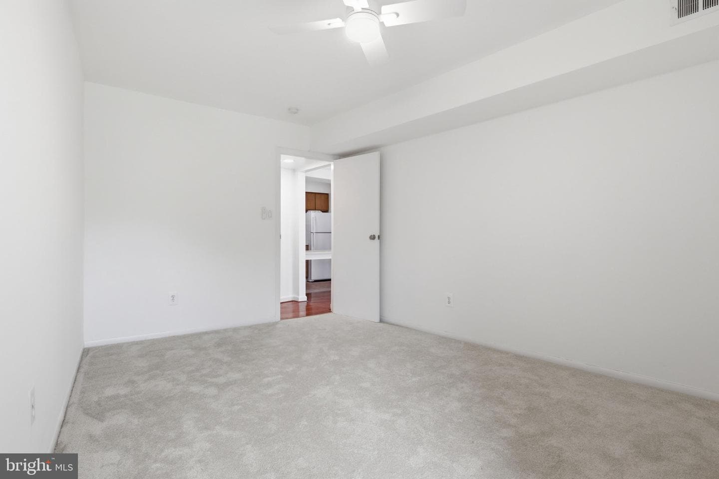 5810 Royal Ridge Drive #g photo 11