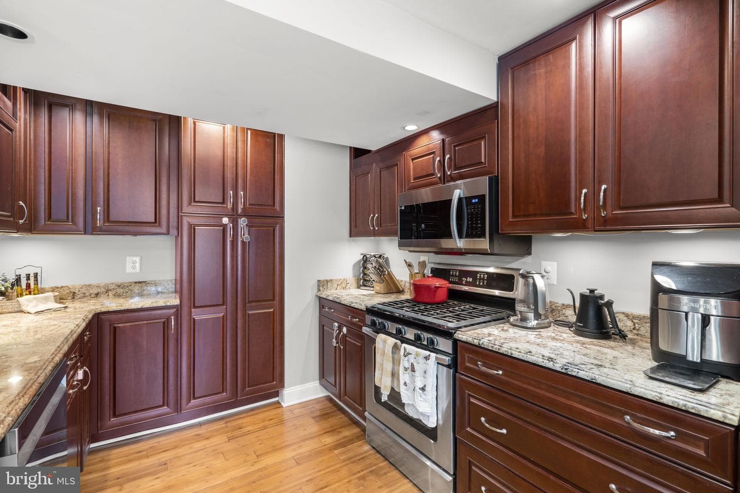 7927 Central Park Circle photo 15