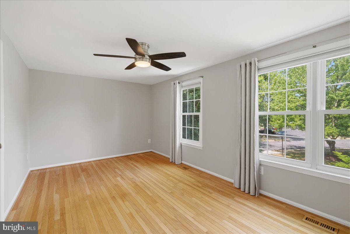 6452 Brickleigh Court photo 20