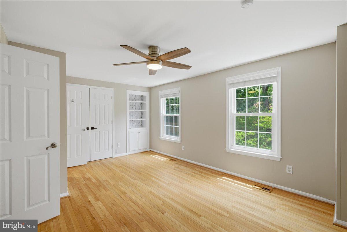 6452 Brickleigh Court photo 22