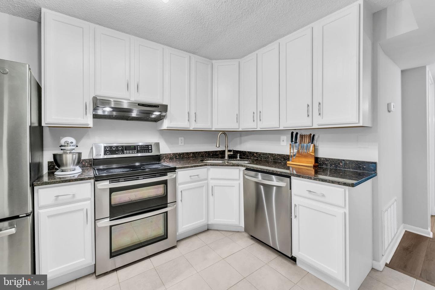 11743 Ledura Court #104 photo 17