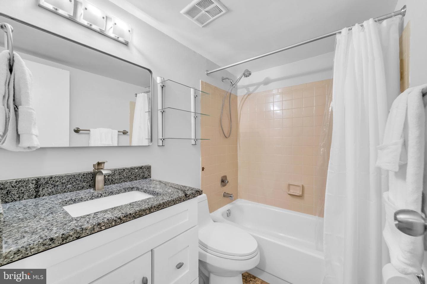 11743 Ledura Court #104 photo 28