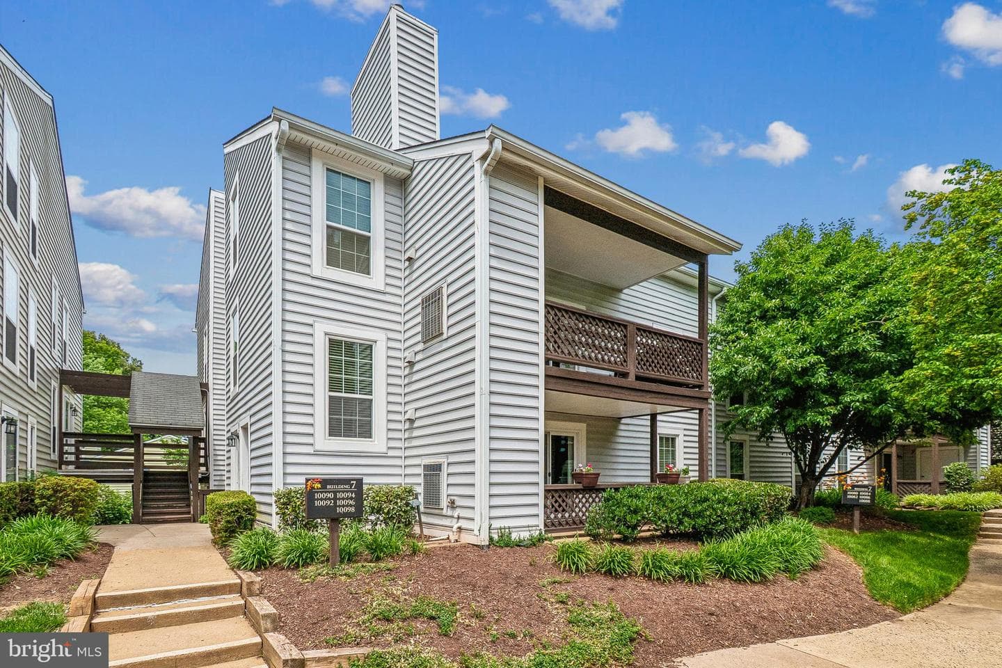 10090 Oakton Terrace Road photo 3